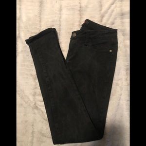 Forever 21 Black Skinny Jeans!